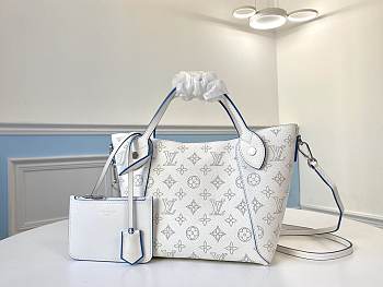 FORUBAGS LOUIS VUITTON HINA PM WHITE BLUE