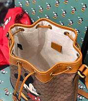 Gucci 602691 Disney x Gucci GG Supreme Bucket Bag - 6