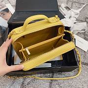 Chanel Vanity Bag In Yellow 21cm - 2
