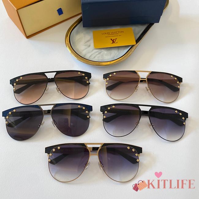 LV Sunglasses 01 - 1