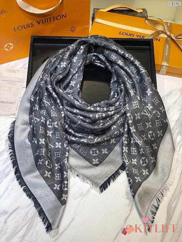Louis Vuitton top quality silk scarf L568 grey - 1