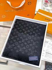 Louis Vuitton top quality cashmere scarf L570 black - 3