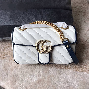 GUCCI GG Marmont shoulder bag 22*13*6cm