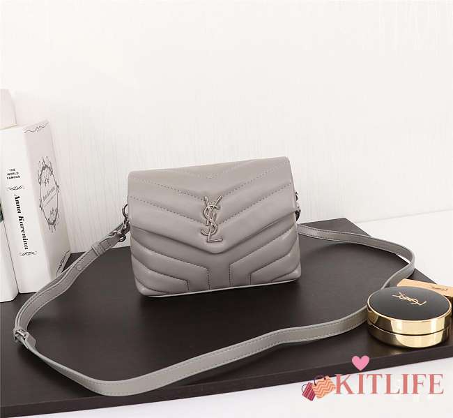 SAINT LAURENT BAG LOULOU IN GREY 20X14X7CM - 1