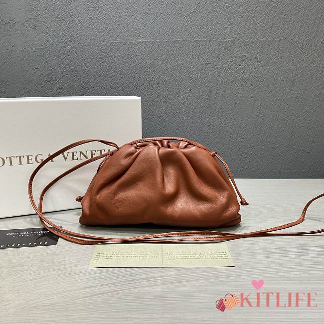  Forubags Bottega Veneta Pouch Bag - 1