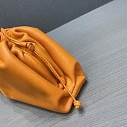 Forubags Bottega Veneta Pouch Bag In Orange - 2