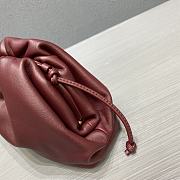 Forubags Bottega Veneta Pouch Bag In Burgundy - 2