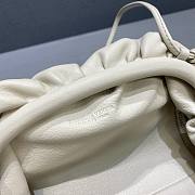 Forubags Bottega Veneta Pouch Bag In Creamy White - 3