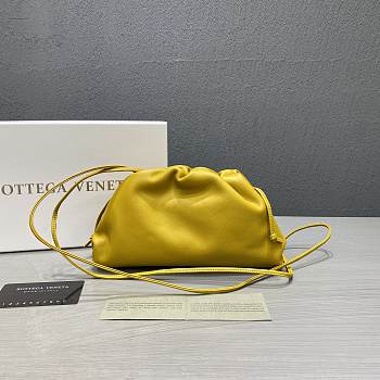 Forubags Bottega Veneta Pouch Bag In Yellow