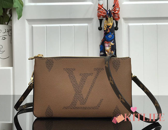 LOUIS VUITTON DOUBLE ZIP POCHETTE - 1