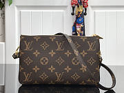 LOUIS VUITTON DOUBLE ZIP POCHETTE - 6