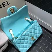 Chanel Lambskin Leather Flap With Gold Hardware 20cm - 2