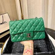 Chanel Caviar Leather 20cm Flap With Silver Hardware In Green - 5