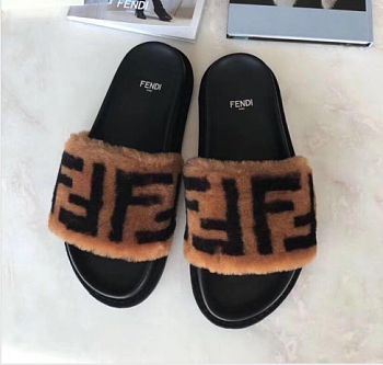 Forubags-4 Fendi Slippers