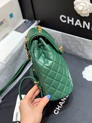 Chanel urban spirit backpack green  - 3