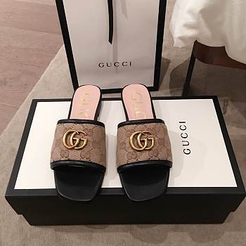 Forubags-66 Gucci Slippers