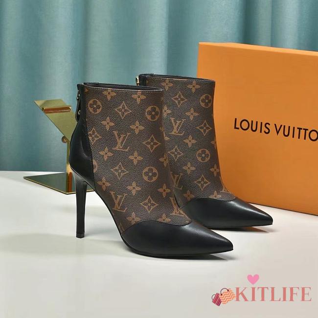 Forubags Louis Vuitton Boots 013 - 1