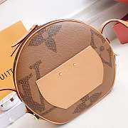 LV M44604 BOITE CHAPEAU SOUPLE - 4