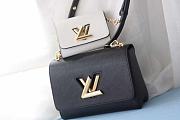 LOUIS VUITTON TWIST MM BAG 23.0 X 17.0 X 9.5 Cm - 2