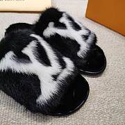 LV Black Fur Slippers - 3