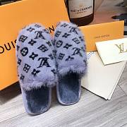 Forubags LV Grey Fur Slippers - 2