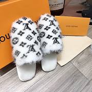 Forubags LV White Fur Slippers - 5