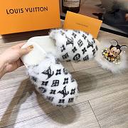 Forubags LV White Fur Slippers - 2