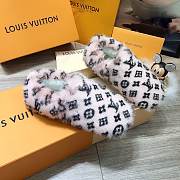 Forubags LV Pink Fur Slipper Shoes - 6