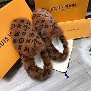 Forubags LV Brown Fur Slipper Shoes - 3