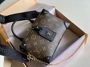LV M45571 PETITE MALLE SOUPLE  - 4