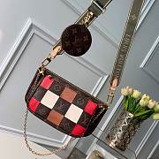 LOUIS VUITTON MULTI POCHETTE ACCESSOIRES 04 - 1