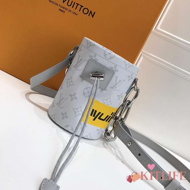 LV CHALK NANO Ｍ44631 12.0 x 17.0 x 11.0 cm - 1
