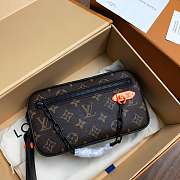 LV Virgil Abhol M44458 - 1