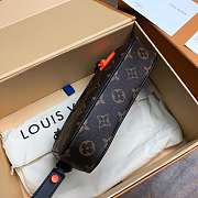 LV Virgil Abhol M44458 - 5