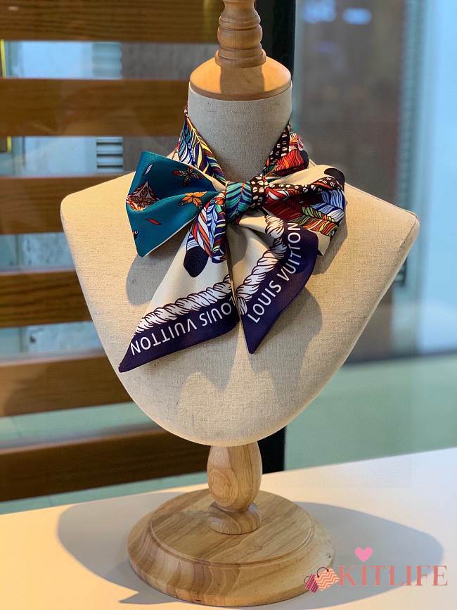 Forubags-42 Louis Vuitton Scarf P559870 - 1