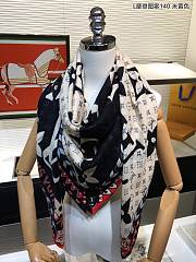 Forubags-51 Louis Vuitton shawl P1128020 - 1