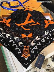 Forubags-52 Louis Vuitton shawl P1128020 - 3