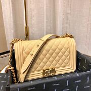 Chanel leboy 67086 Beige Caviar 25cm with shiny gold hardware - 6