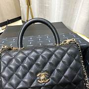 Chanel Coco Handle Caviar Black Leather With Gold Hardware 23cm - 4