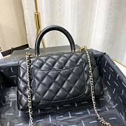 Chanel Coco Handle Caviar Black Leather With Gold Hardware 23cm - 2