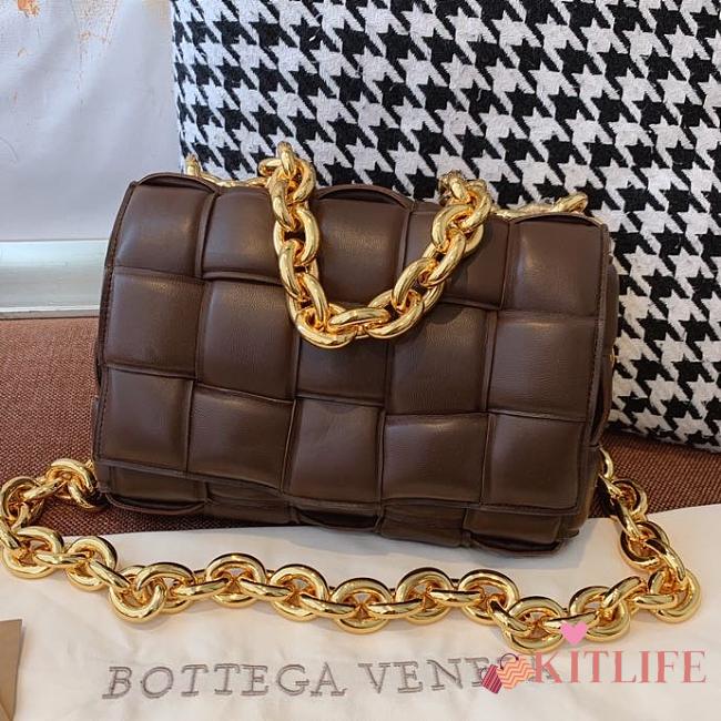 Forubags Bottega Veneta With The Chain Cassette In caramel colour - 1