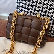 Forubags Bottega Veneta With The Chain Cassette In caramel colour - 4