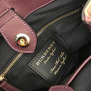 Forubags Burberry The Banner Handbag 26cm Burgundy - 5
