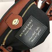 Forubags Burberry The Banner Handbag 26cm  - 4