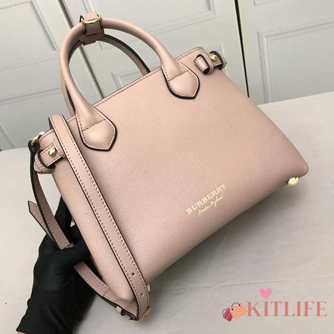 Forubags Burberry The Banner Handbag 26cm Pink  - 1