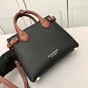 Forubags Burberry The Banner Handbag size 26cm  - 1