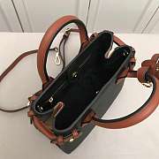 Forubags Burberry The Banner Handbag size 26cm  - 2