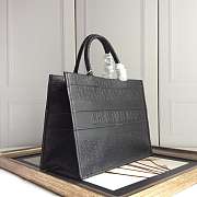 Forubags-25 Dior Book Tote 36cm - 4