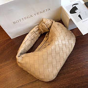BOTTEGA VENETA THE MINI JODIE BAG - 6