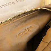 BOTTEGA VENETA THE MINI JODIE HANDBAG - 2